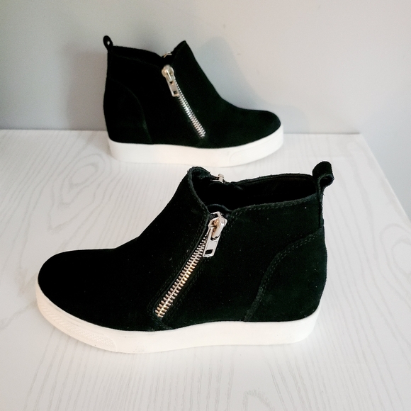 Steve Madden Shoes - Steve Madden Wedgie high top sneaker NWOB